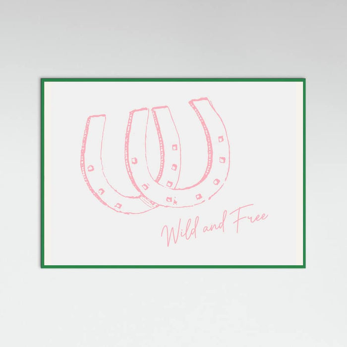 Horseshoe Wild and Free Pink Poster – plakat og kunsttryk