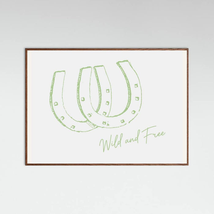 Horseshoe Wild and Free Sage Green Poster – plakat og kunsttryk