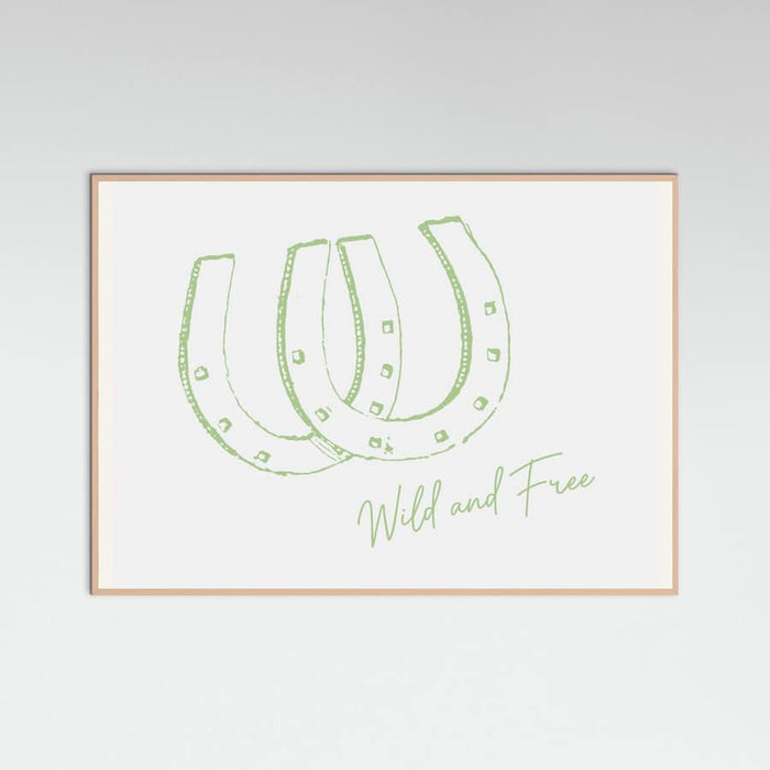 Horseshoe Wild and Free Sage Green Poster – plakat og kunsttryk