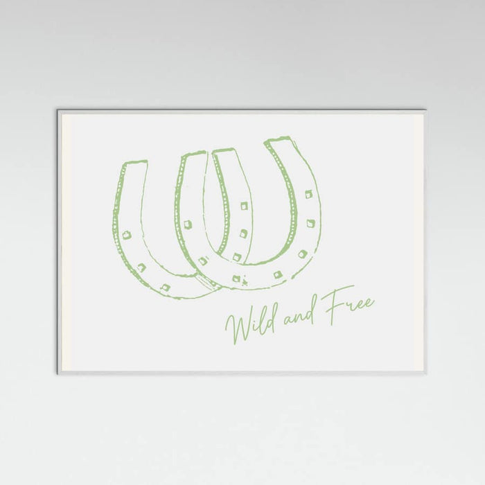 Horseshoe Wild and Free Sage Green Poster – plakat og kunsttryk