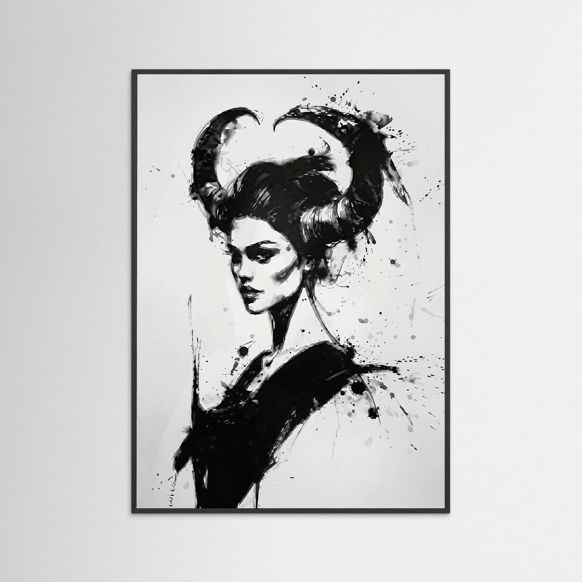 Black Wood Horned Enigma