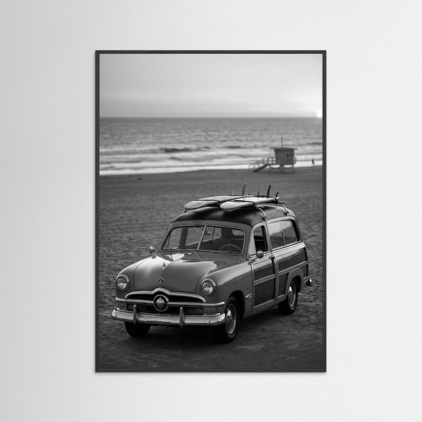 Black Wood Palm Drive