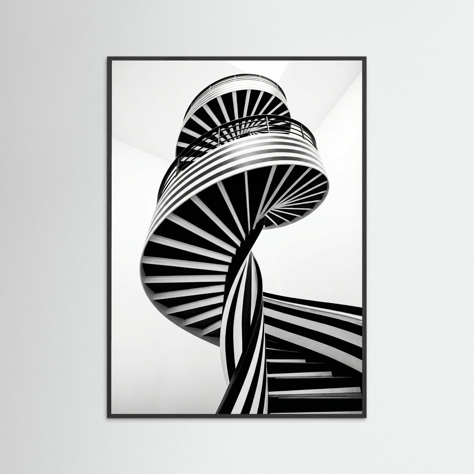 Black Wood Rhythmic Stripes