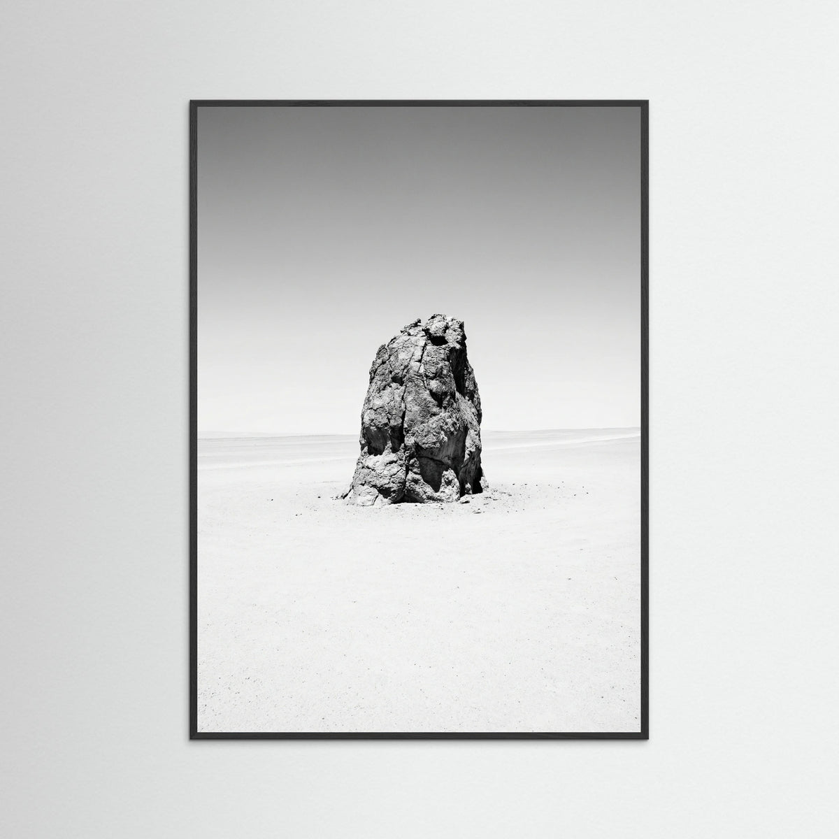 Black Wood Solitary Bloom