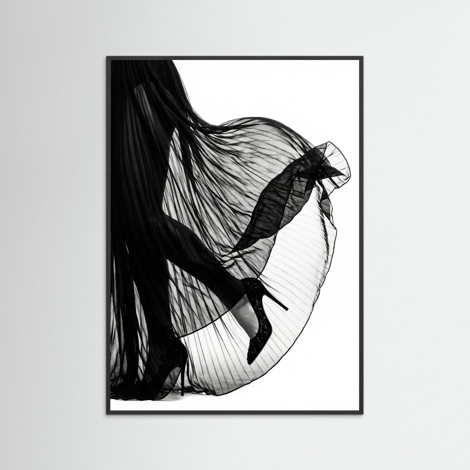 Black Wood Veiled Elegance