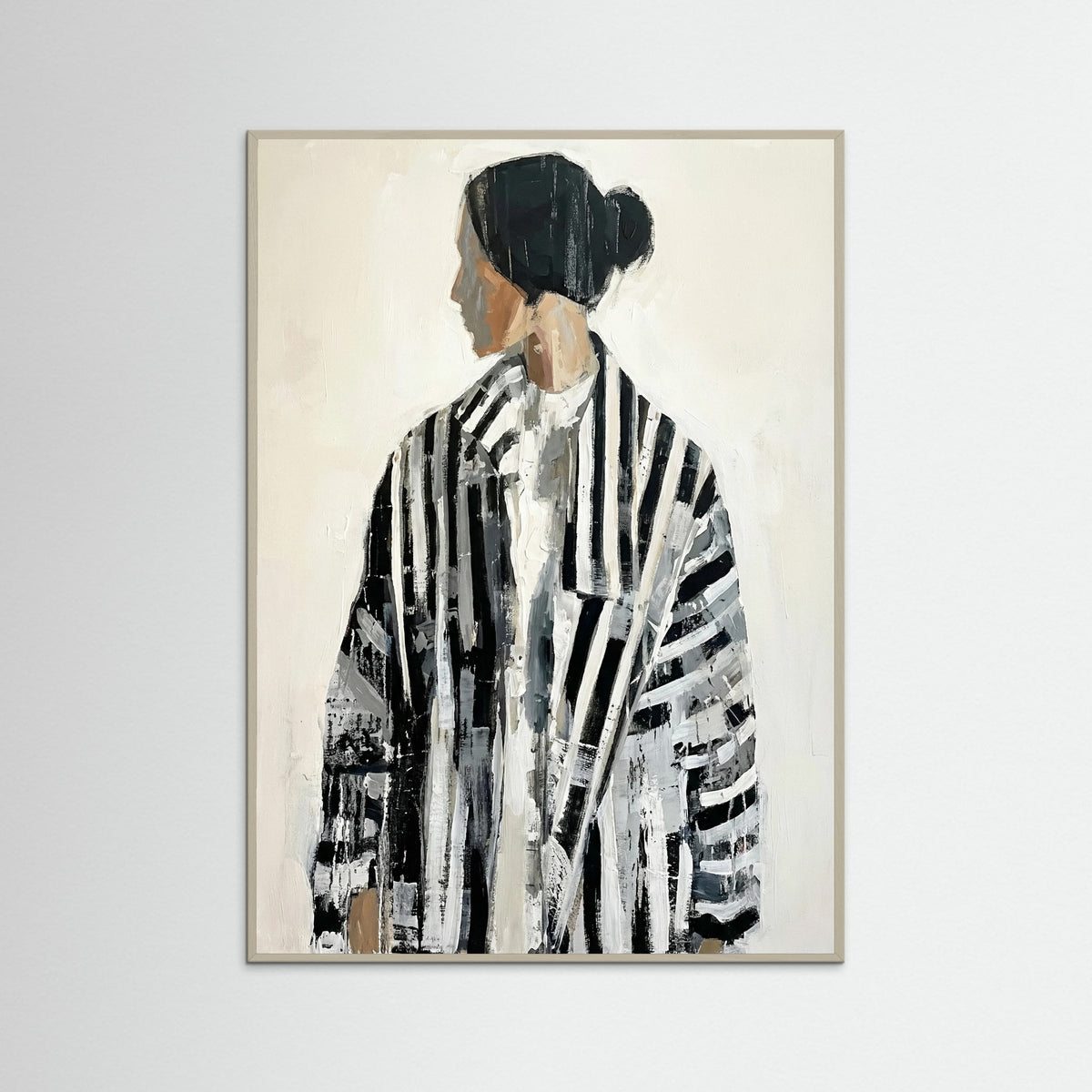 Grey Wood Striped Gaze