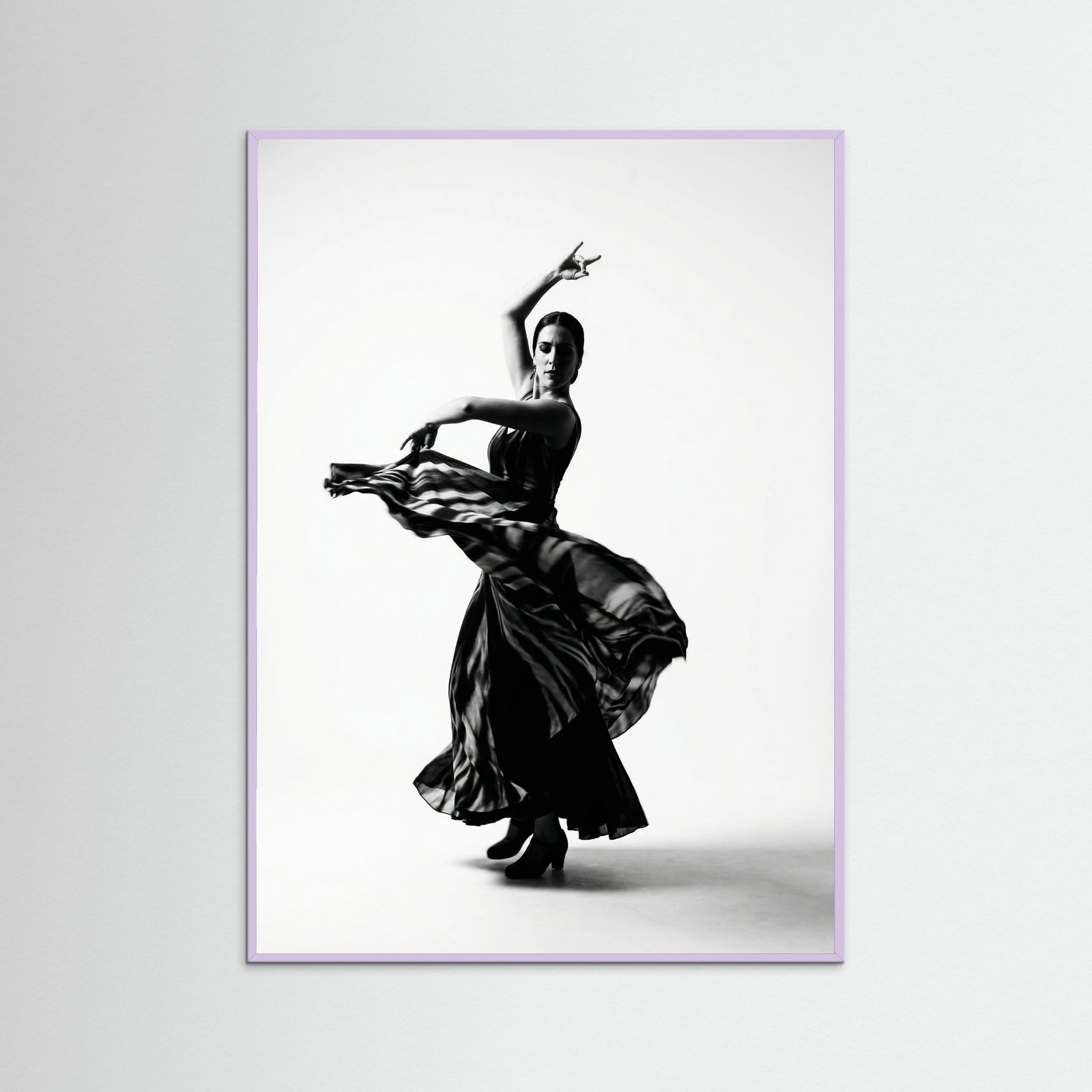 Lilac Wood Dynamic Movement