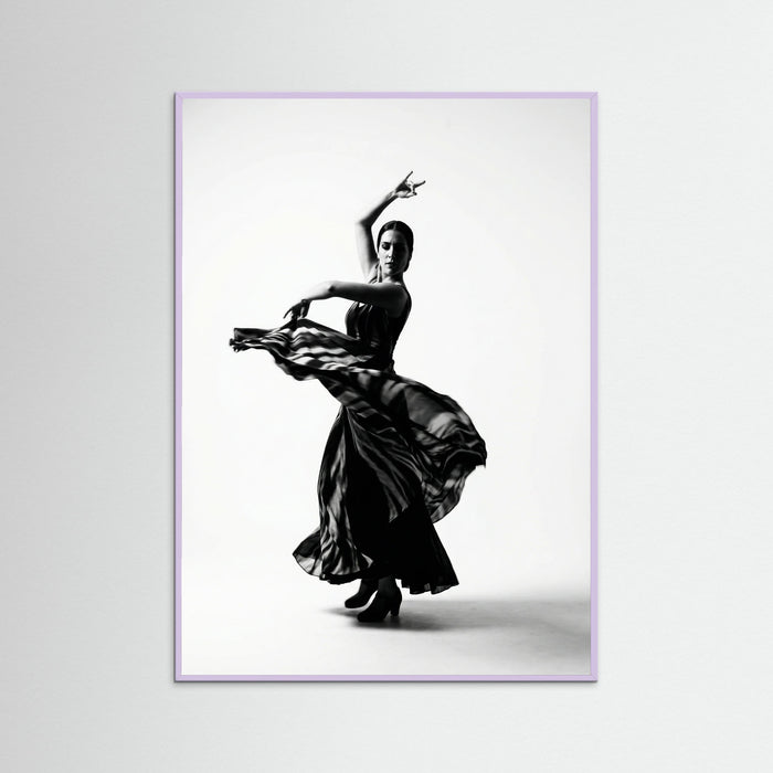 Lilac Wood Dynamic Movement