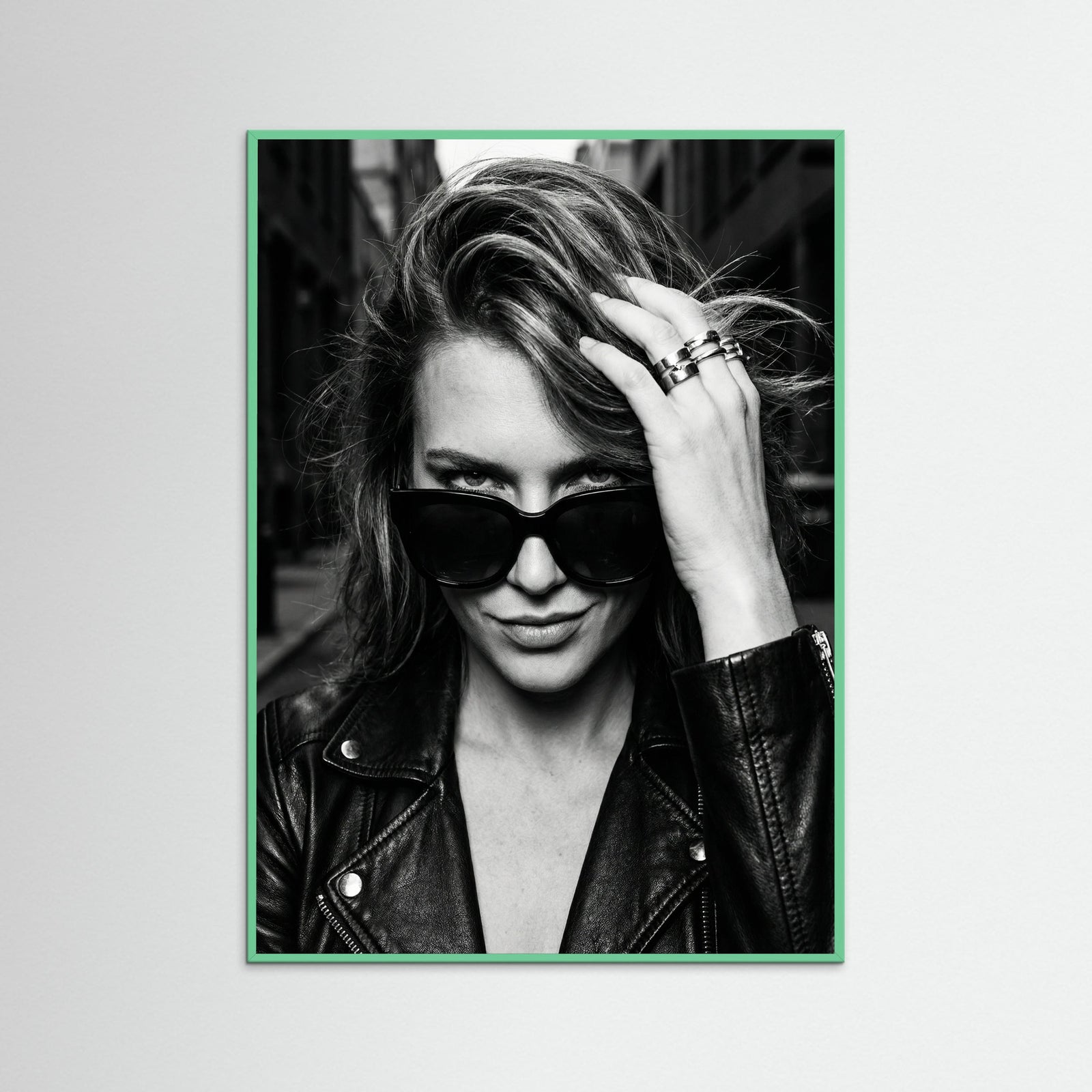 Mint Wood Bold Glamour