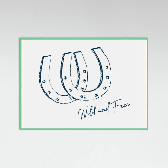 Plakat Horseshoe Wild and Free Navy Blue – plakat i druk artystyczny