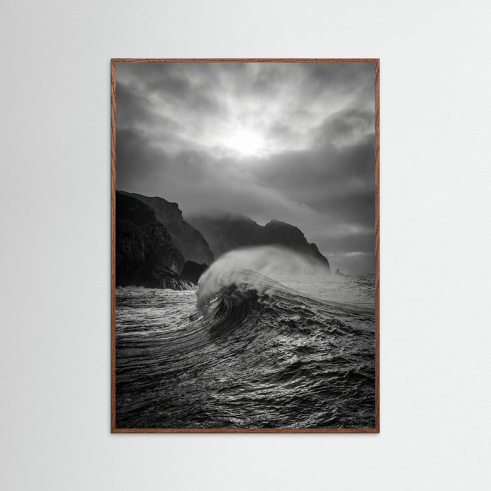 Oak Dark Coastal Horizon