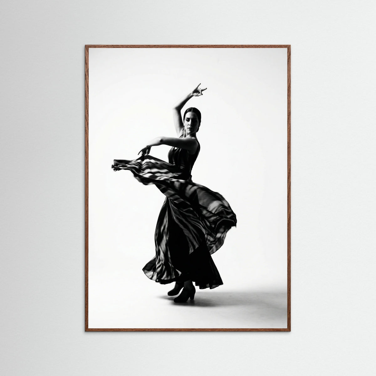 Oak Dark Dynamic Movement