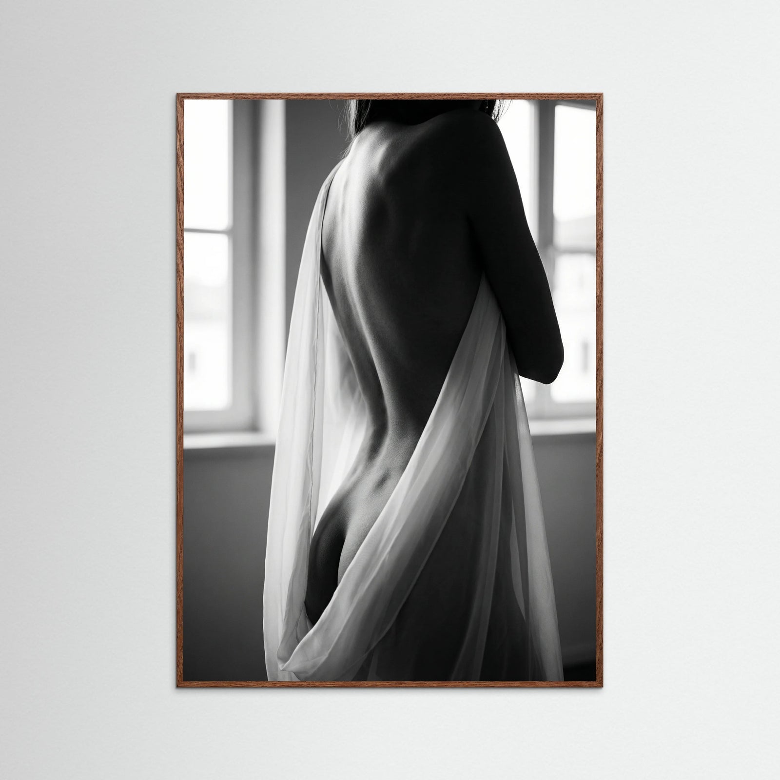 Oak Dark Intimate Monochrome Reveal