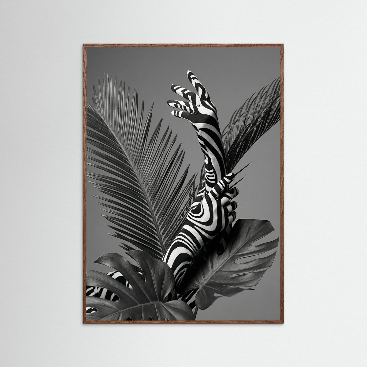 Oak Dark Monstera Grace