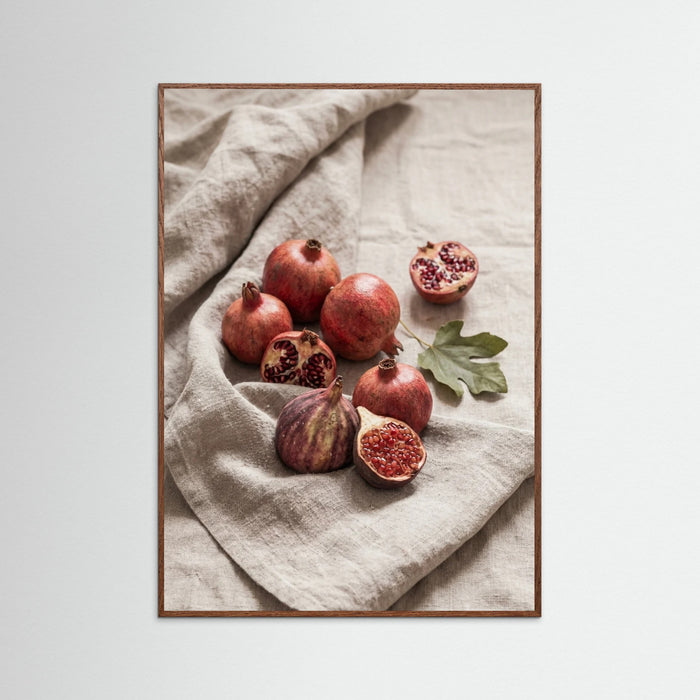 Oak Dark Ripe Rustic Figs