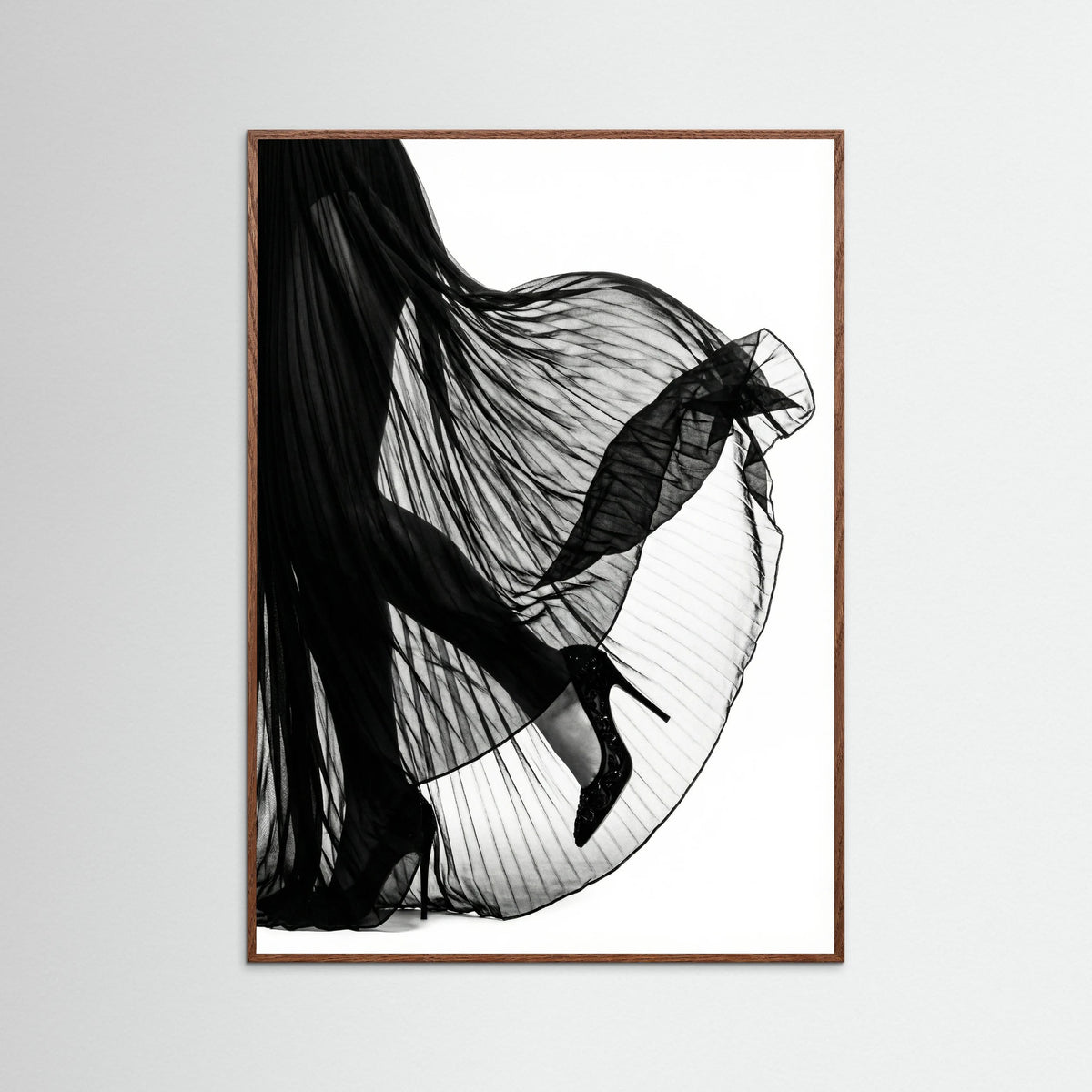 Oak Dark Veiled Elegance