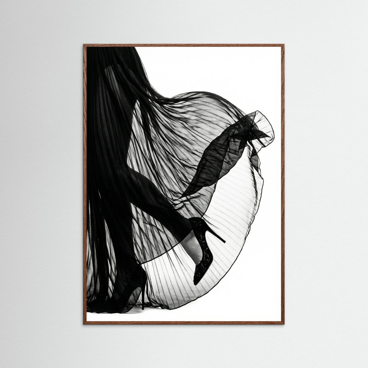 Oak Dark Veiled Elegance