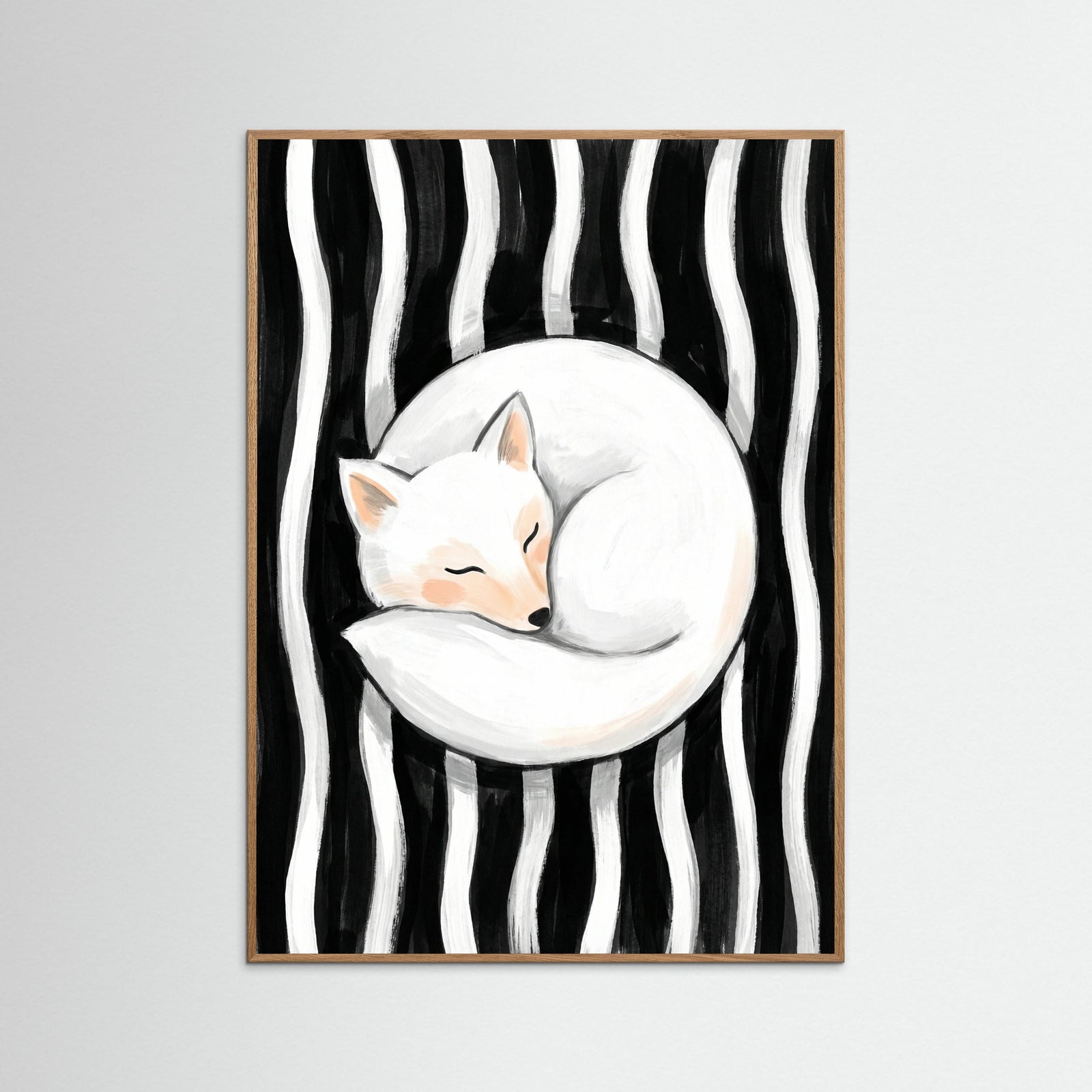 Oak Nature Feline Embrace