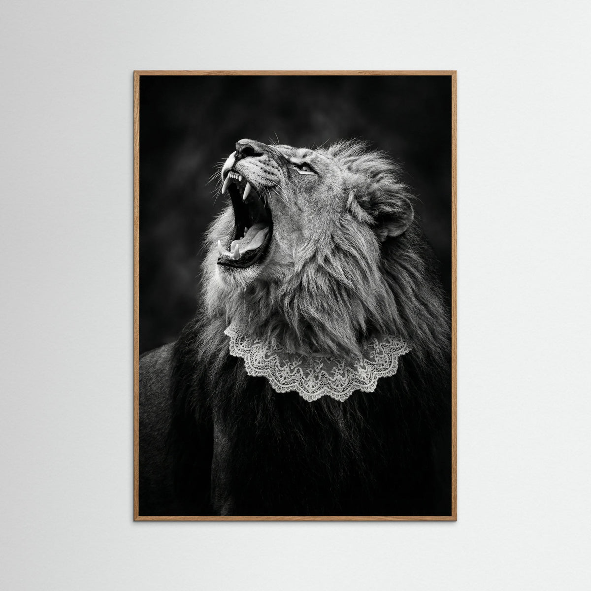 Oak Nature Feline Roar