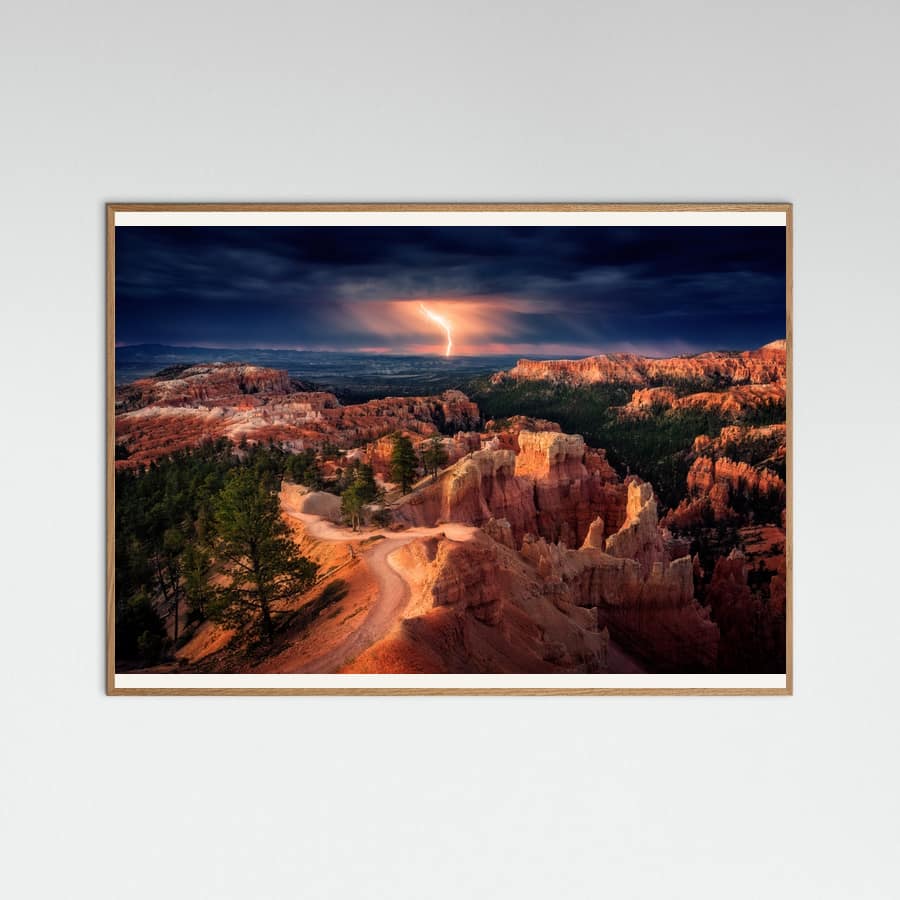 Lightning over Bryce Canyon Poster – plakat og kunsttryk