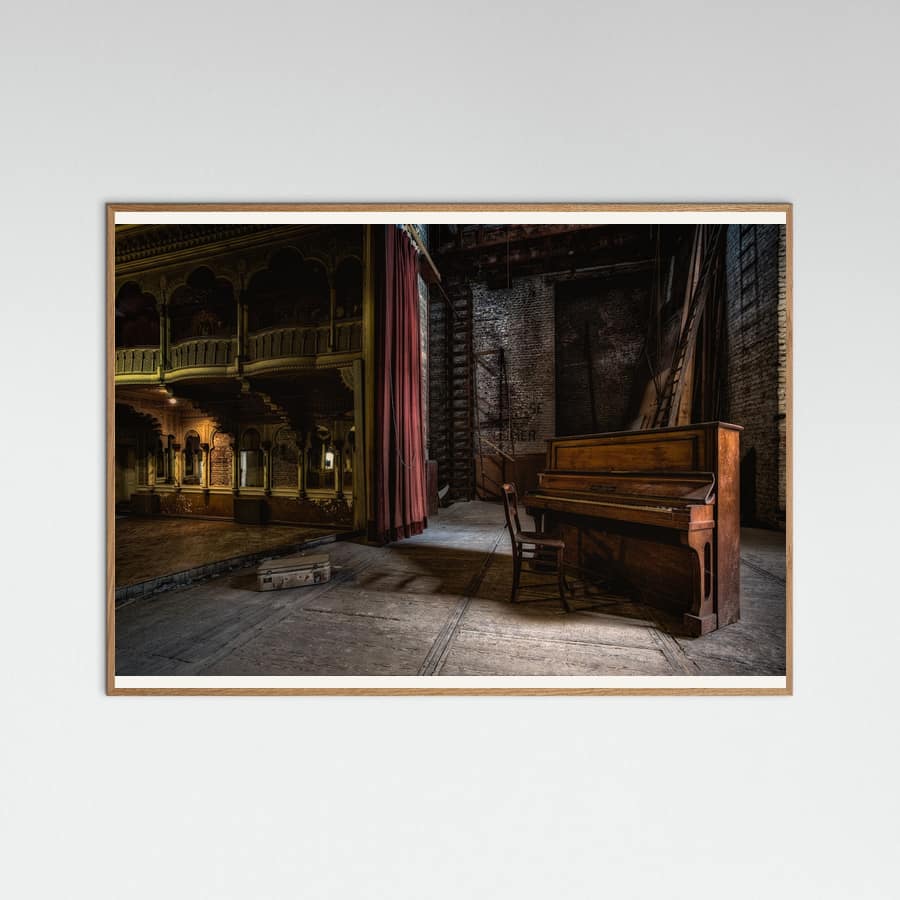 Póster Show, interrupted