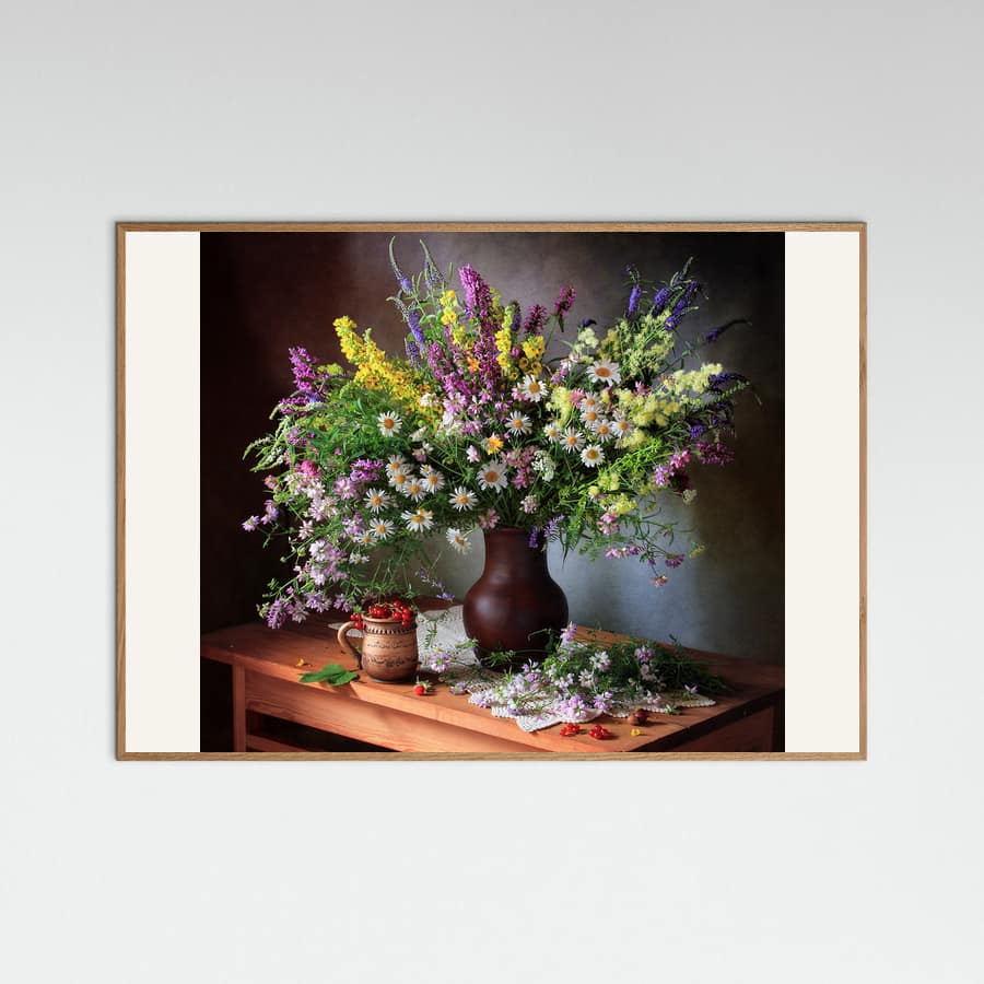 Still life with wildflowers and berries -juliste