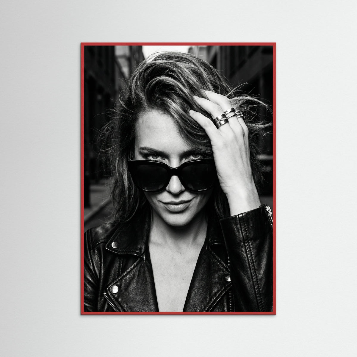 Red Wood Bold Glamour