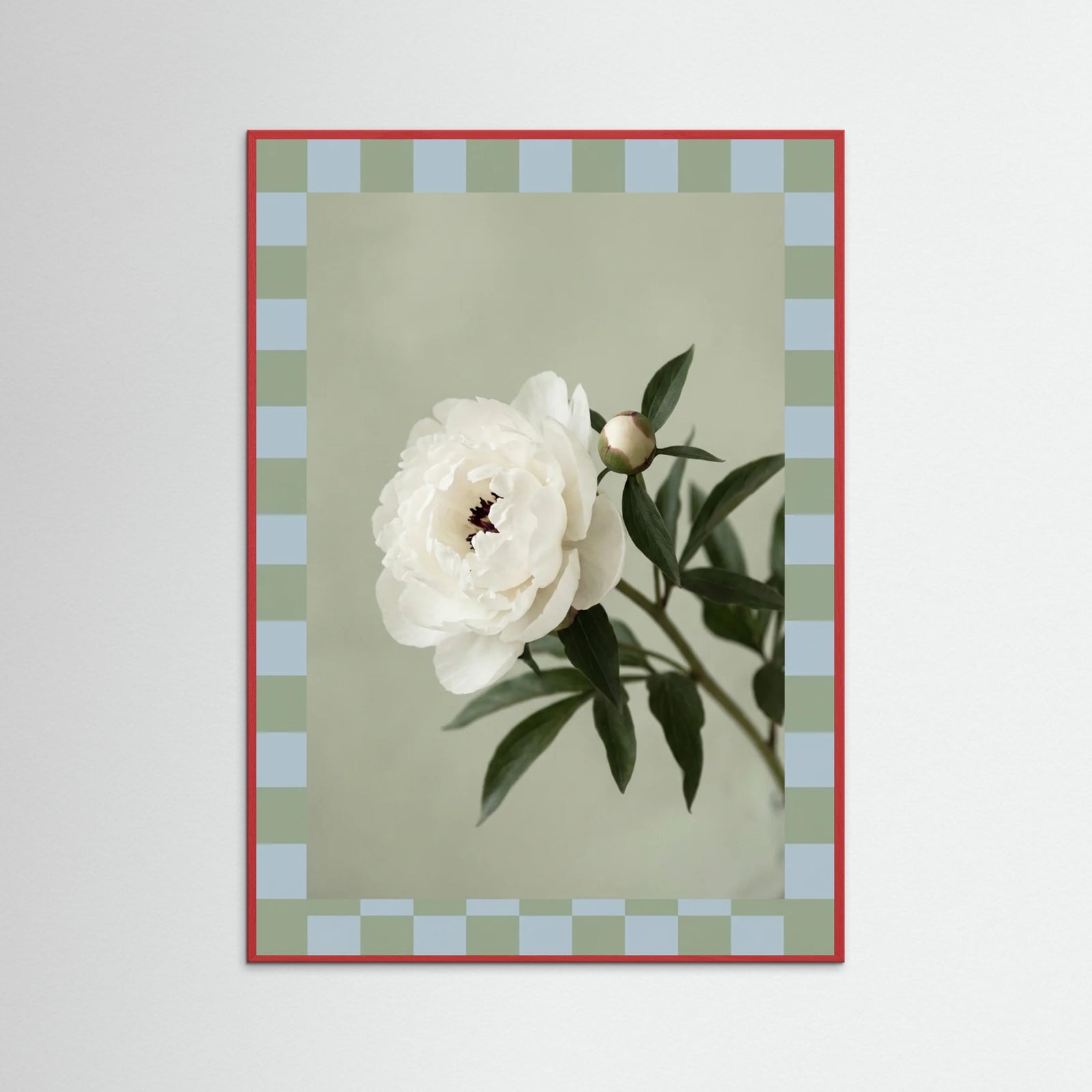 Red Wood Elegant Blooms