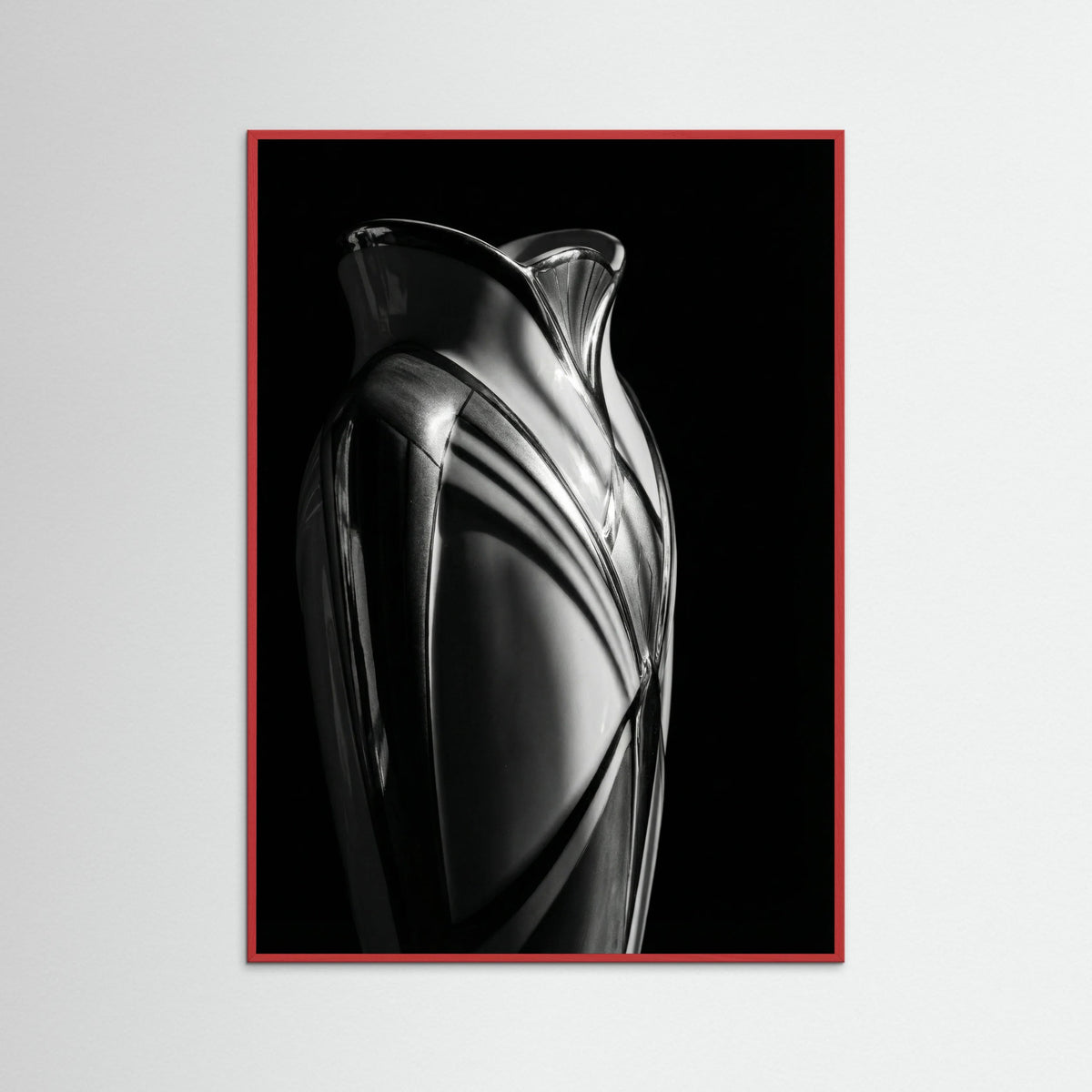 Red Wood Shadowed Glamour