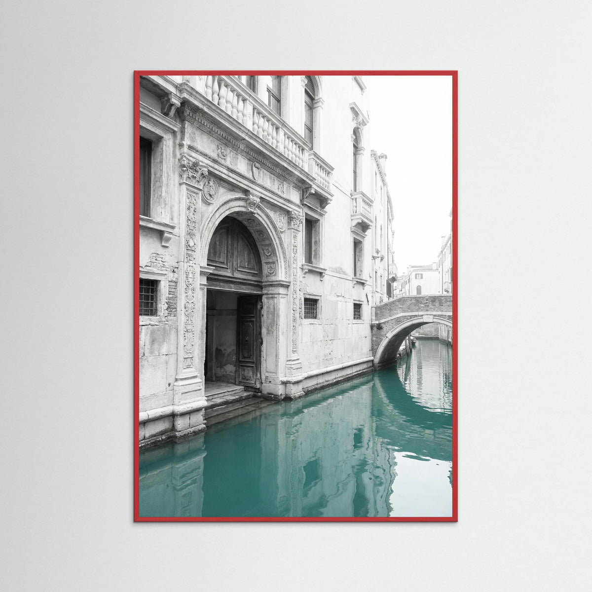 Red Wood Venetian Serenity