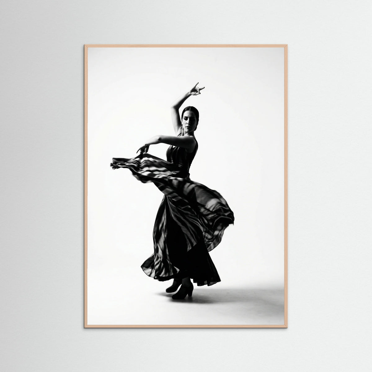 Rose Wood Dynamic Movement