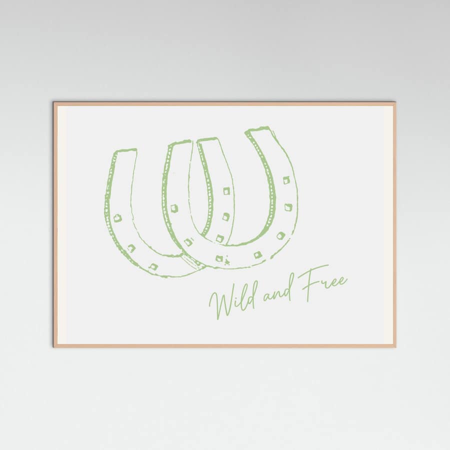 Horseshoe Wild and Free Sage Green Poster – plakat og kunsttryk