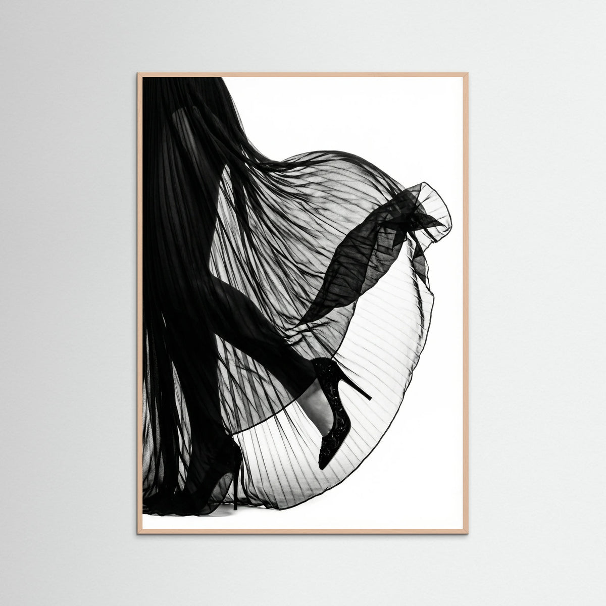 Rose Wood Veiled Elegance