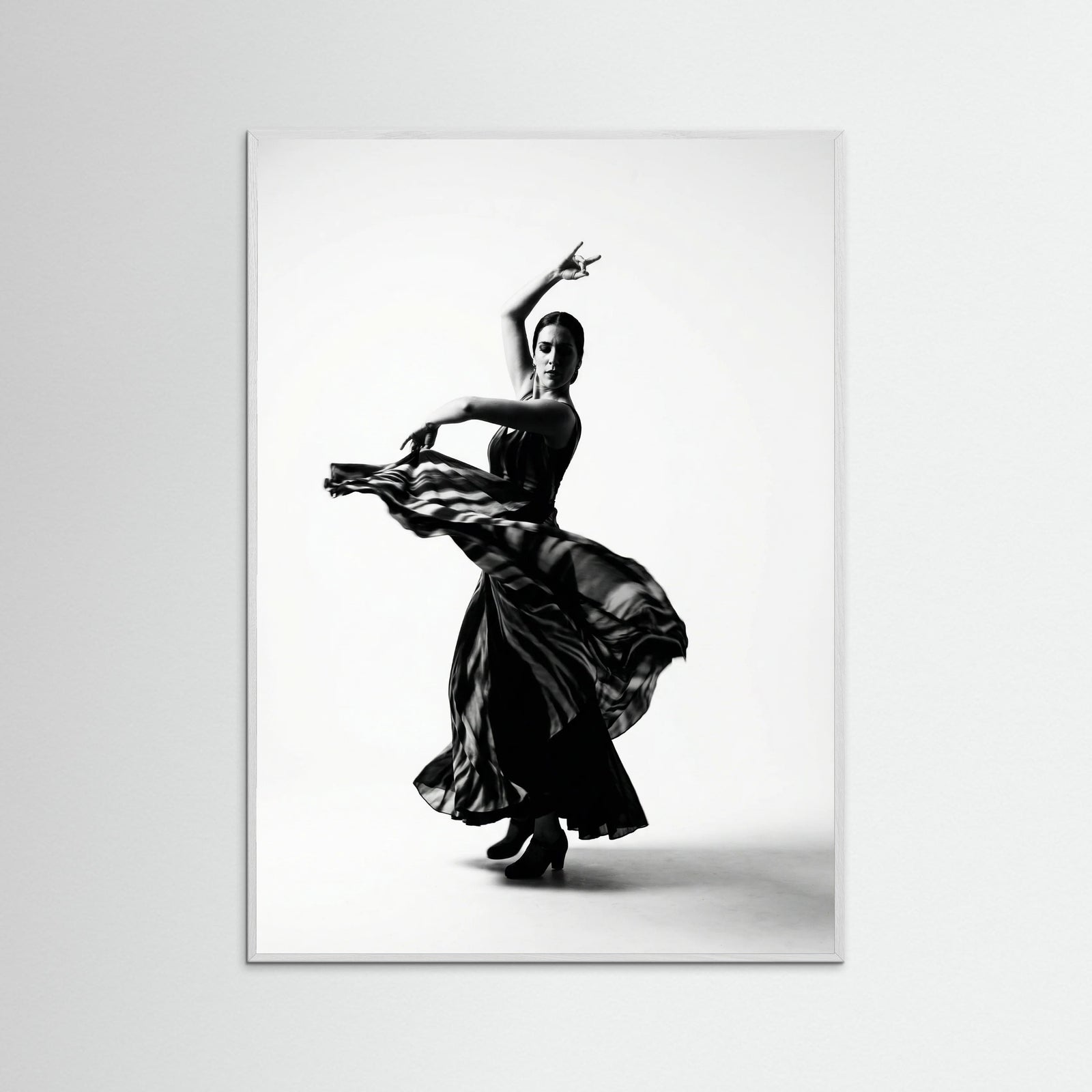 White Wood Dynamic Movement