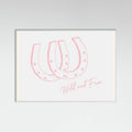 Horseshoe Wild and Free Pink Poster – plakat og kunsttryk