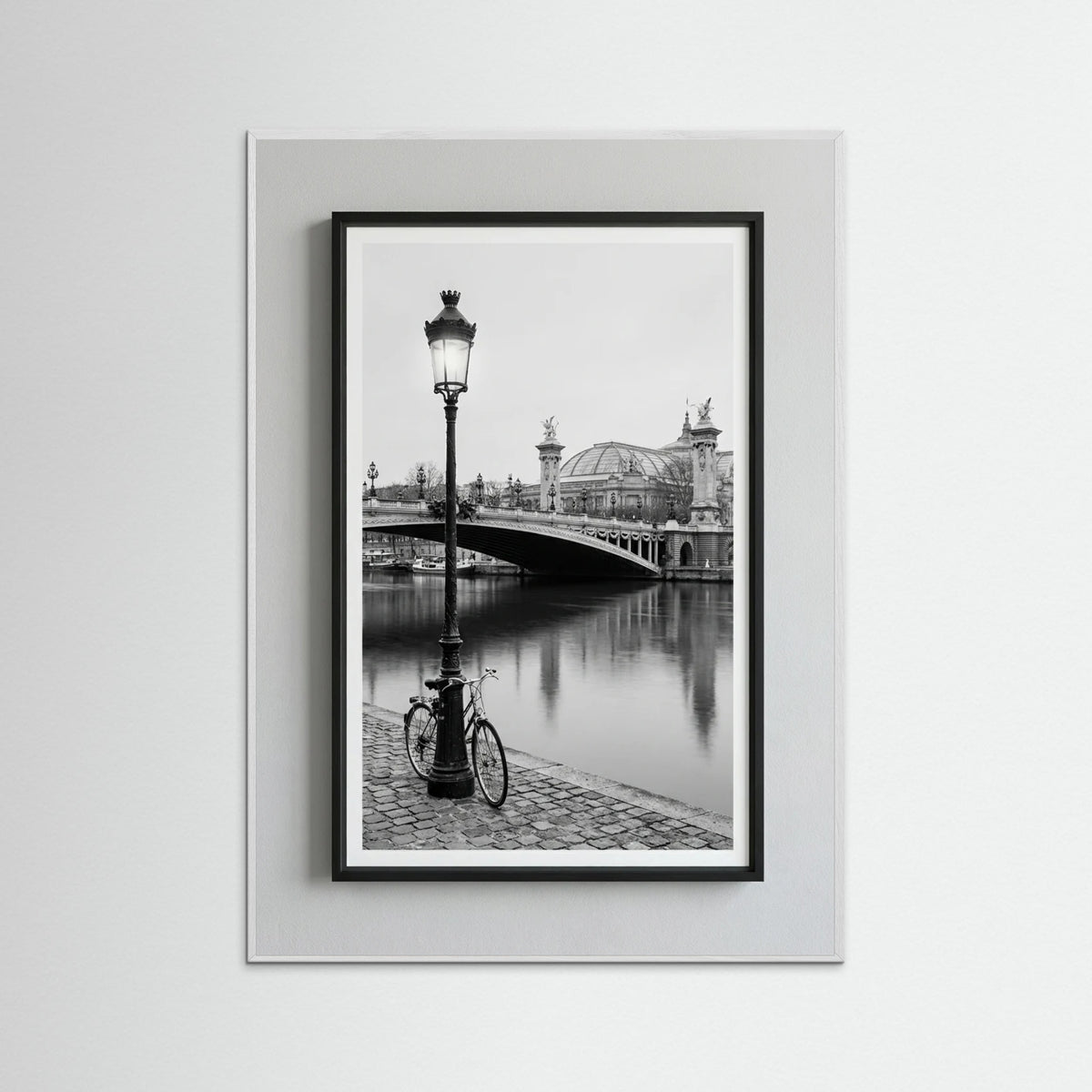 White Wood Parisian Corner