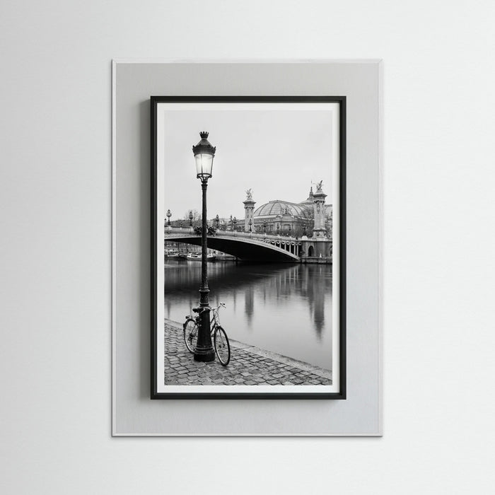 White Wood Parisian Corner