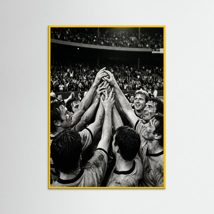 Yellow Wood Champions Gaze