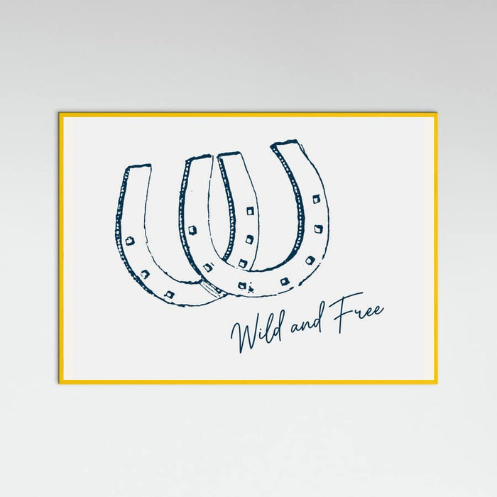 Plakat Horseshoe Wild and Free Navy Blue – plakat i druk artystyczny