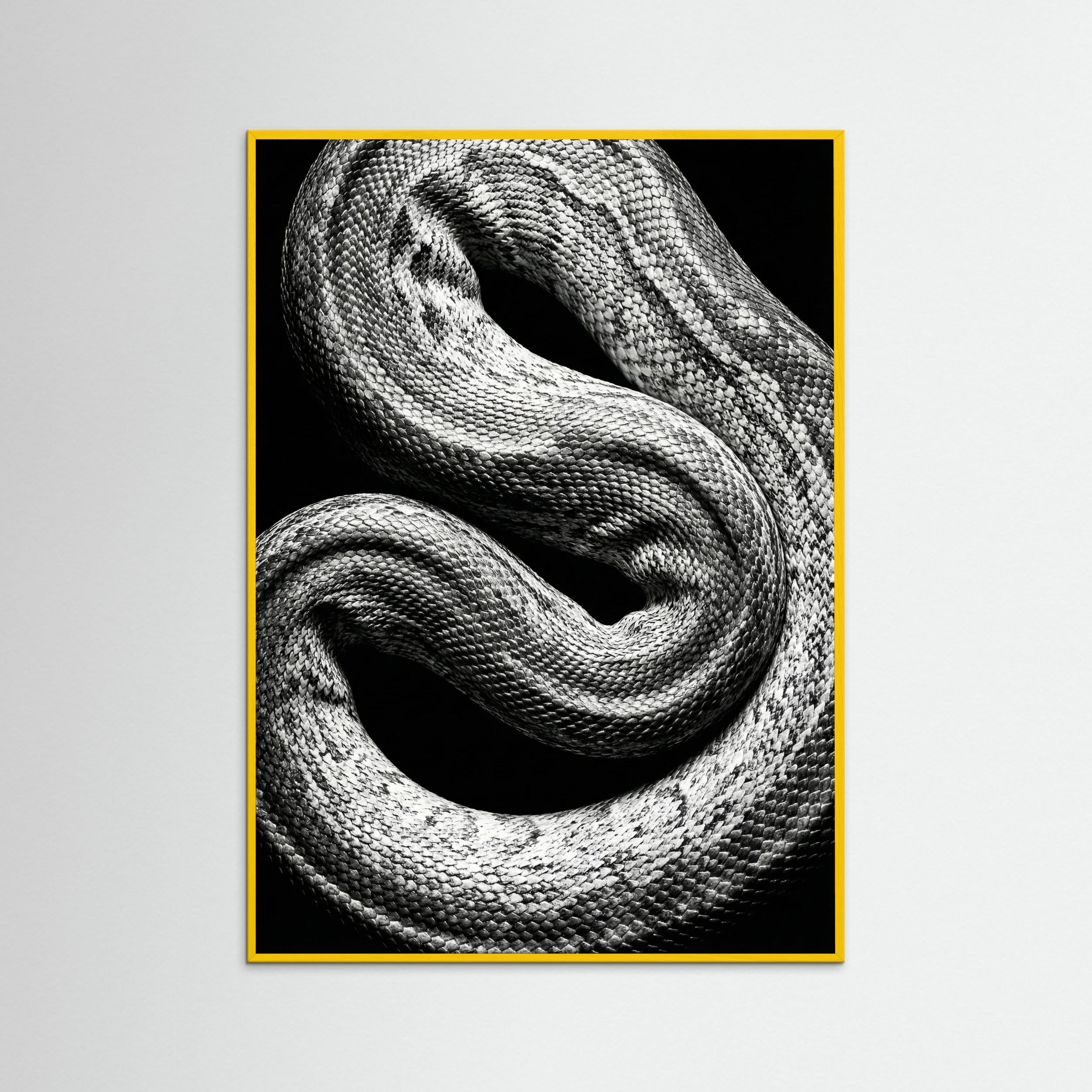 Yellow Wood Striped Elegance