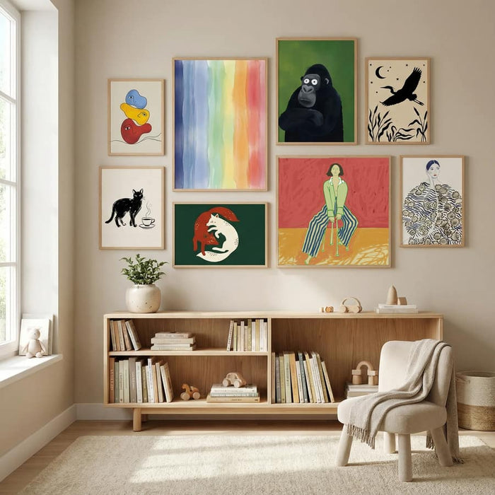 Woman on stool Poster – Poster und Kunstdruck