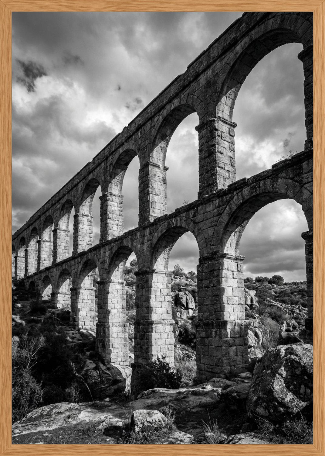 Poster in oak frame