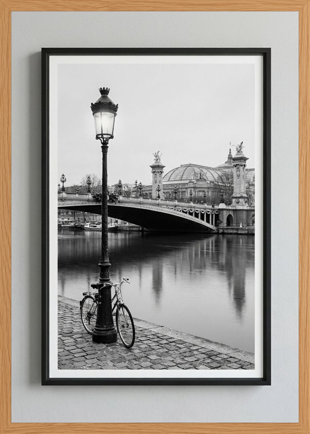 Poster in oak frame