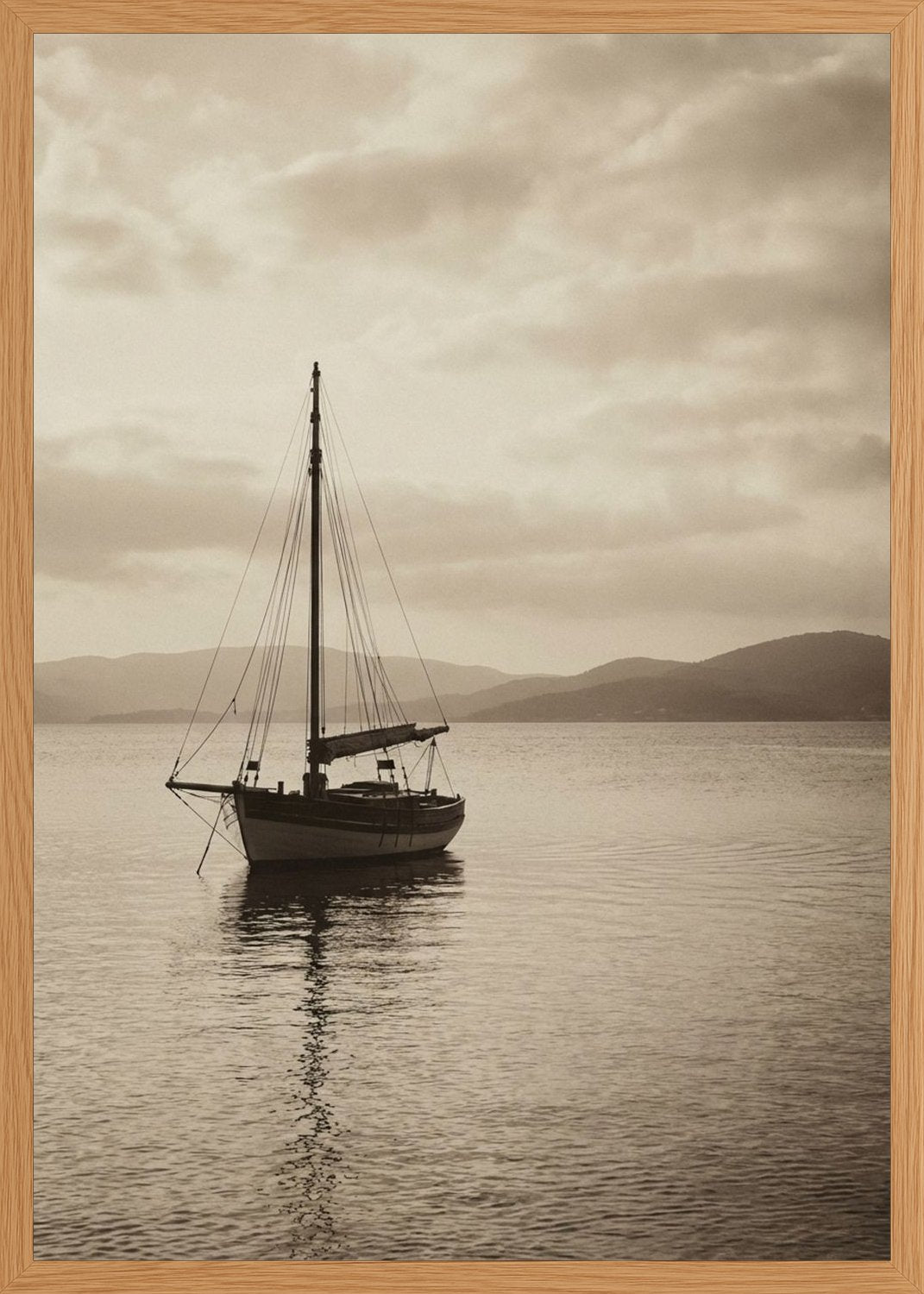 Poster in oak frame