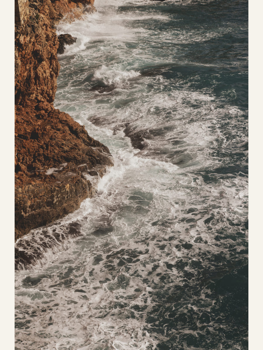 sea waves and rocks Poster – plakat og kunsttryk